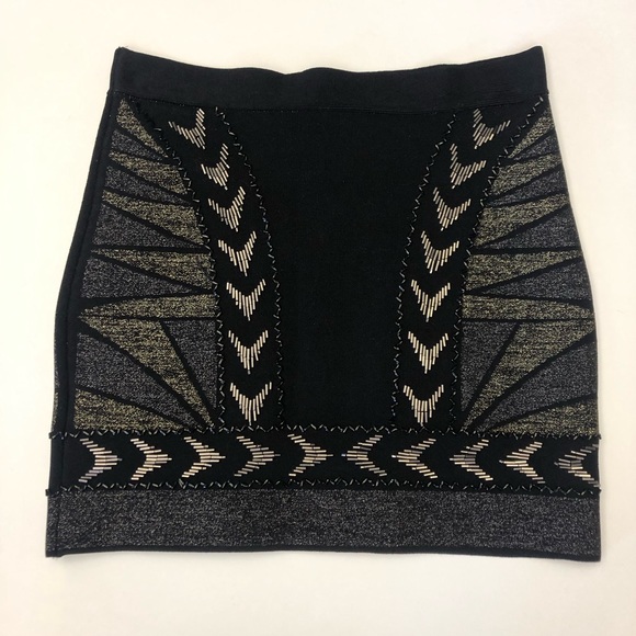 MARCIANO BEADED BODYCON MINI SKIRT IN SIZE EXTRA SMALL - Picture 2 of 5